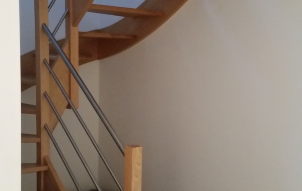 Escalier, hêtre/inox, construction maison, Chenois, Province Luxembourg, Belgique