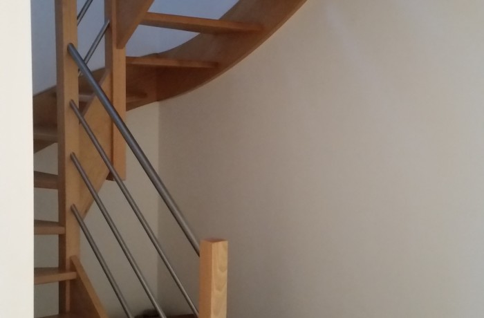 Escalier, hêtre/inox, construction maison, Chenois, Province Luxembourg, Belgique